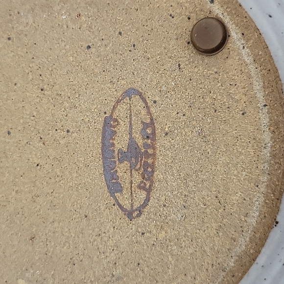 Bruning Pottery, Pacific Northwest, Hand-thrown Gorgeous Grayish Hues/Brown Bowl - Picture 6 of 9